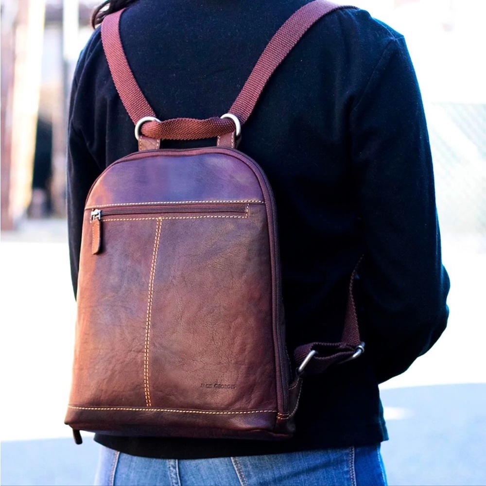 Jack Georges Genuine Leather Brown Boyager convertible backpack 🎒/ Crossbody